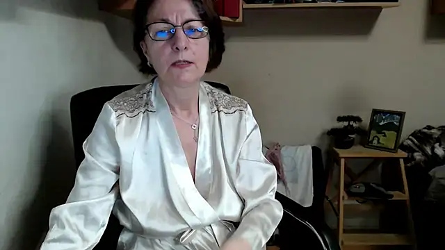 katemodel online show from 06-24-26, 06:12