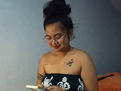 Chillntalkmami online show from 03-09-26, 02:09