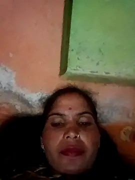 Snapshot of Riyakumari_hot66 chatting on 04-08-26, 03:35 Riyakumari hot66 online show from 04-08-26, 03:35