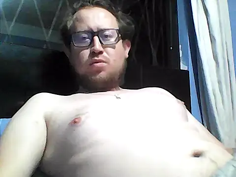Snapshot of Ecuhot8976 chatting on 02-24-26, 03:29 Ecuhot8976 online show from 02-24-26, 03:29