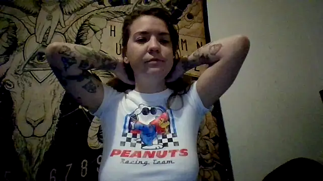 Baby Kangaroo online show from 04-09-26, 05:09