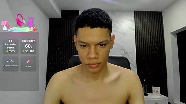 Snapshot of milo_cruz_ chatting on 06-18-26, 01:59 milo cruz online show from 06-18-26, 01:59