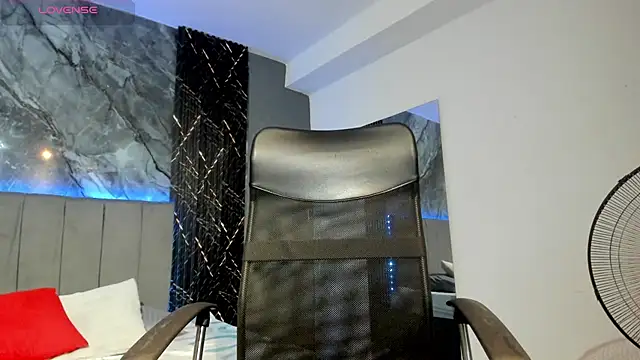 milo cruz  online show from 02-13-26, 06:02