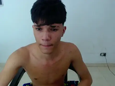 Snapshot of twink_straight_ chatting on 02-05-26, 08:54 twink straight online show from 02-05-26, 08:54