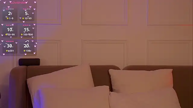 MollyHilton online show from 04-14-26, 01:27