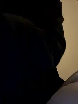 Xlara 002 online show from 03-12-26, 10:36