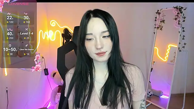 AliceeinWonderlanddd online show from 03-28-26, 03:07