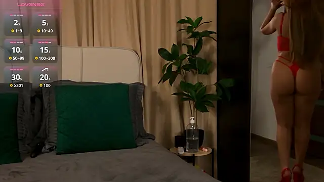 GinaMencee online show from 03-05-26, 08:49