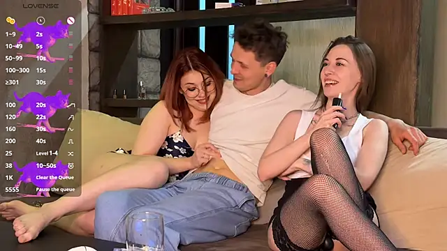 Three Some Dream online show from 04-21-26, 05:08