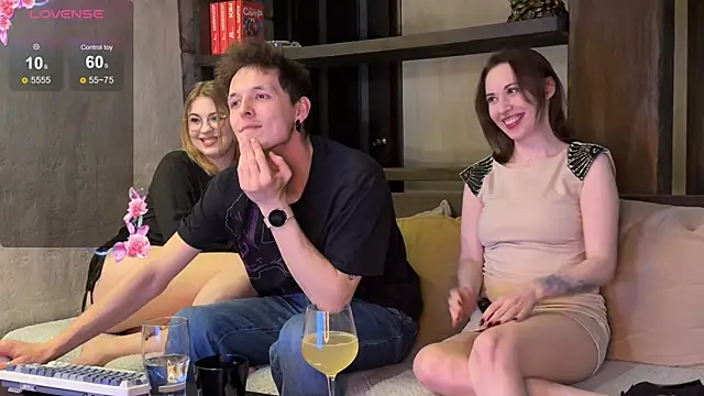 Three Some Dream online show from 03-22-26, 03:13