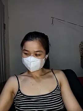 Snapshot of Daisy-lusia2026 chatting on 04-30-26, 02:13 Daisy-lusia2026 online show from 04-30-26, 02:13