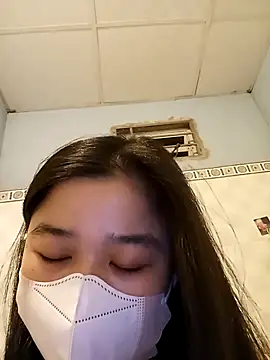 Daisy-lusia2026 online show from 04-15-26, 10:21