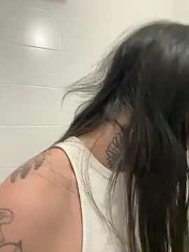 Snapshot of gangmodels chatting on 02-01-26, 11:52 gangmodels online show from 02-01-26, 11:52