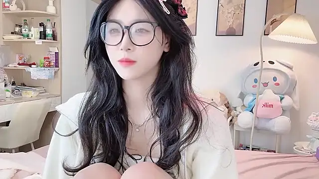 Luminous4173 online show from 02-01-26, 07:17