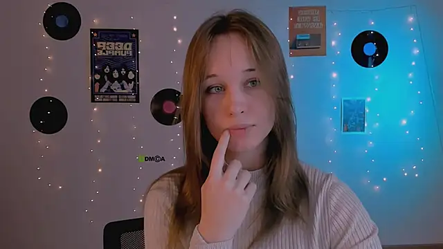 eira mouse online show from 02-20-26, 09:44