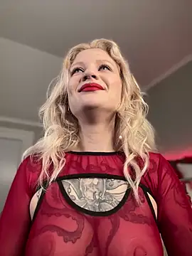 BlondeDoll  online show from 02-14-26, 05:29