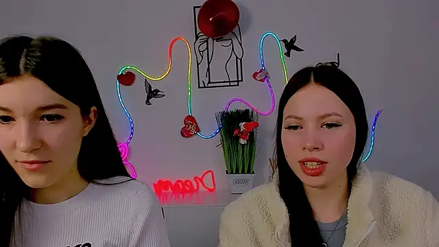 elis sunny online show from 02-13-26, 06:24