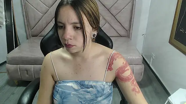 Snapshot of Eco_deluna_v chatting on 02-09-26, 01:31 Eco deluna v online show from 02-09-26, 01:31