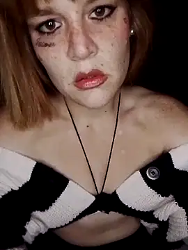 Snapshot of SequereCorTuum chatting on 02-19-26, 11:45 SequereCorTuum online show from 02-19-26, 11:45