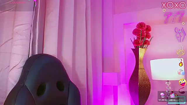 Maia Hotts online show from 04-07-26, 10:33