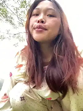 Snapshot of Emxinhka1 chatting on 07-27-26, 11:23 Emxinhka1 online show from 07-27-26, 11:23