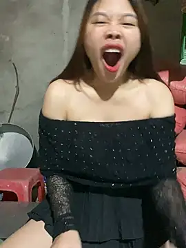 Emxinhka1 online show from 05-12-26, 01:02