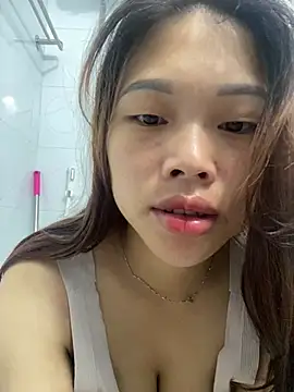 Emxinhka1 online show from 06-16-26, 11:49