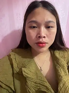 Emxinhka1 online show from 04-15-26, 02:10