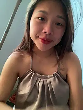 Emxinhka1 online show from 04-04-26, 02:29