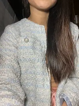 uyensexy online show from 02-20-26, 06:43