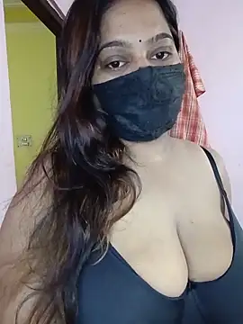 Snapshot of Aliya_Hott chatting on 05-28-26, 05:15 Aliya Hott online show from 05-28-26, 05:15