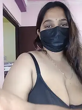 Snapshot of Aliya_Hott chatting on 06-15-26, 06:46 Aliya Hott online show from 06-15-26, 06:46