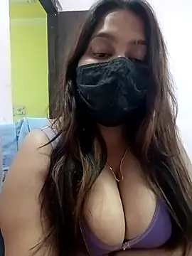 Aliya Hott online show from 04-12-26, 04:10