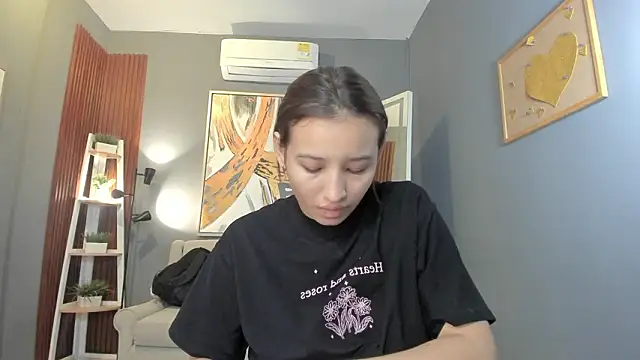 nina swaan online show from 02-10-26, 11:53