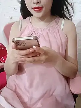 Snapshot of Moe-moex chatting on 04-04-26, 02:56 Moe-moex online show from 04-04-26, 02:56