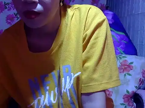 Snapshot of Sophia_Kate_69 chatting on 04-16-26, 03:35 Sophia Kate 69 online show from 04-16-26, 03:35