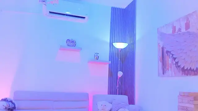 TAHIELA  online show from 02-10-26, 11:09