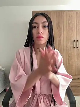 Bonny Eva online show from 06-26-26, 01:17