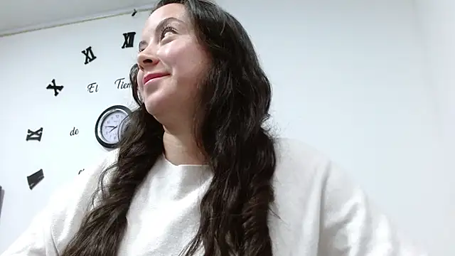 ElaMurray02 online show from 02-03-26, 01:27