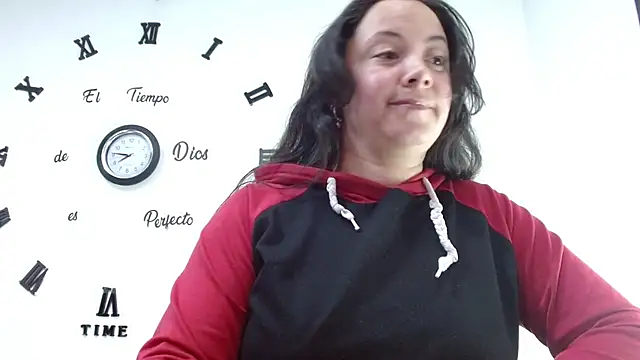 ElaMurray02 online show from 02-11-26, 02:28