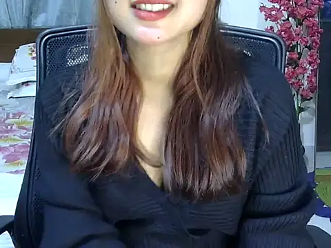 Snapshot of Maaya_khan chatting on 02-22-26, 05:47 Maaya khan online show from 02-22-26, 05:47