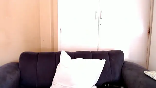 Snapshot of AppleAsss chatting on 05-03-26, 01:36 AppleAsss online show from 05-03-26, 01:36