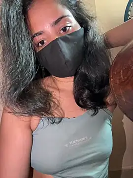 Snapshot of harshali_2012 chatting on 02-11-26, 08:03 harshali 2012 online show from 02-11-26, 08:03