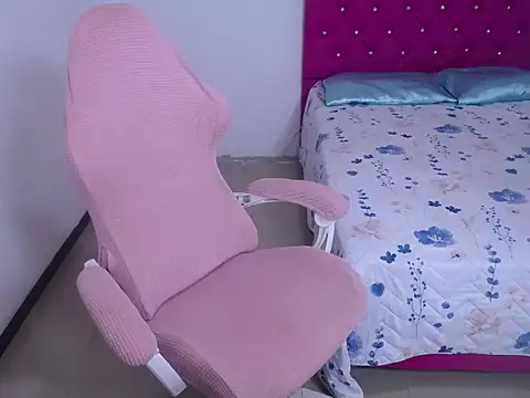 sara queen69 online show from 02-15-26, 11:20