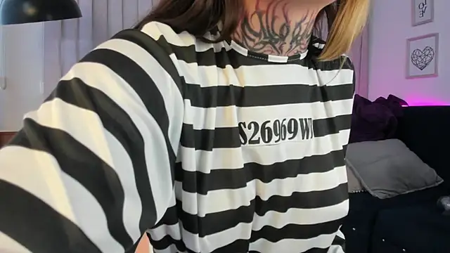 agata volkov online show from 02-02-26, 07:57