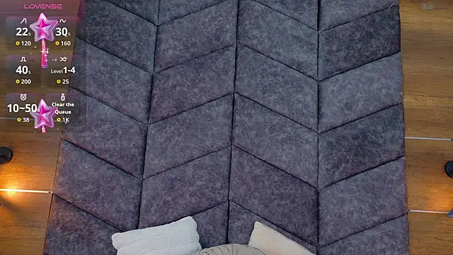 AnnieRouse   online show from 03-15-26, 11:39