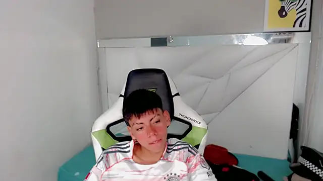 Liarr  online show from 03-02-26, 08:05