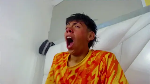 Liarr  online show from 04-12-26, 08:45