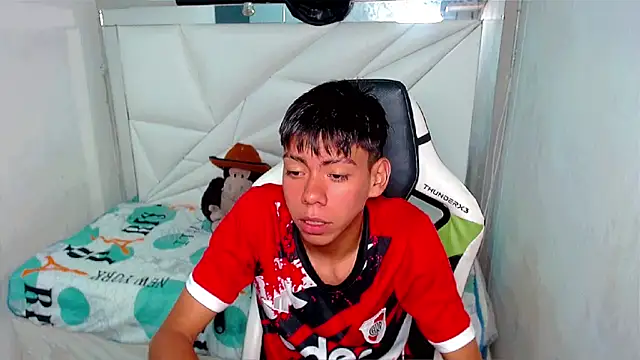 Liarr  online show from 03-13-26, 08:14