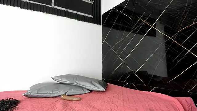 Snapshot of Bonniie_23 chatting on 02-21-26, 04:25 Bonniie 23 online show from 02-21-26, 04:25